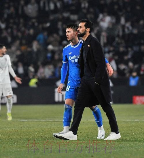 不是临时工!阿斯报:皇马与阿韦洛亚签约1年半 不是临时工!阿斯报:皇马与阿韦洛亚签约1年半